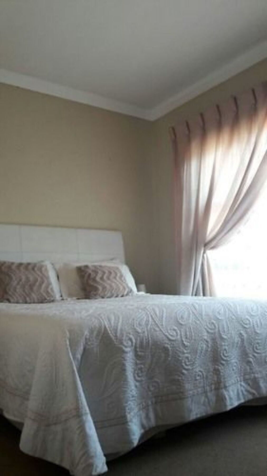 Budias Guest House Kempton Park Ngoại thất bức ảnh
